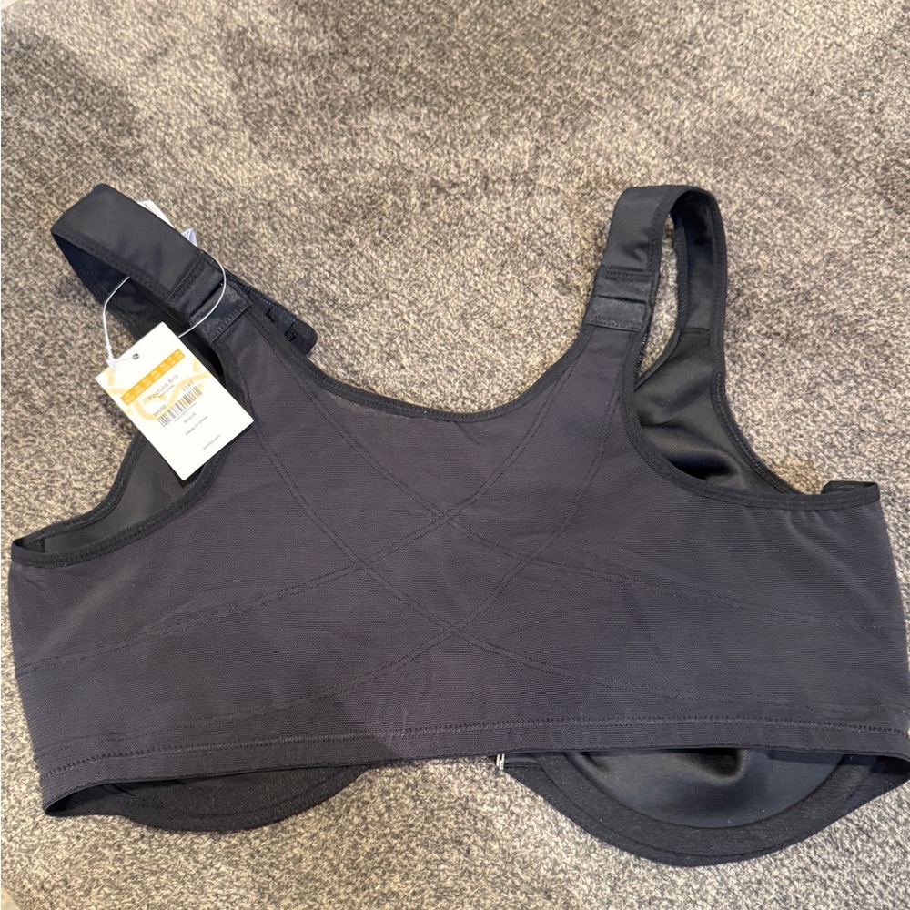 NWT Front-Closure Support Bra - Picture 6 of 11